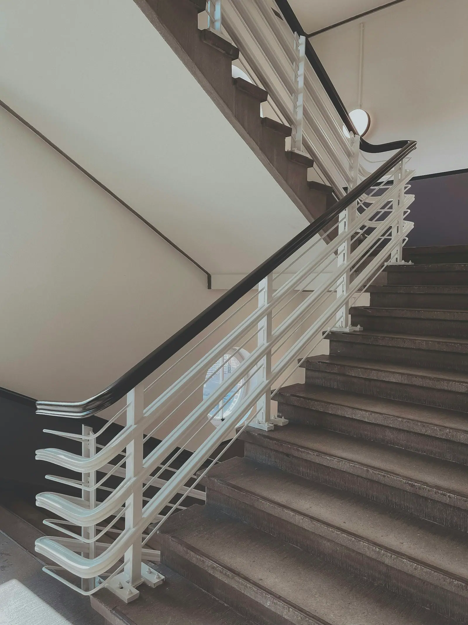 Gaps in staircases & railings