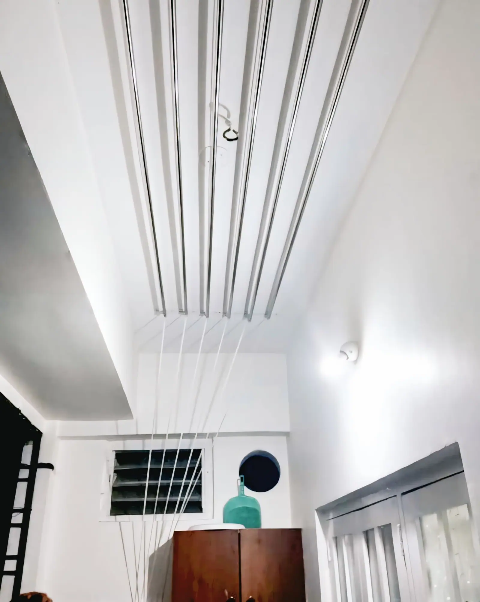 Ceiling cloth hanger in Chennai
